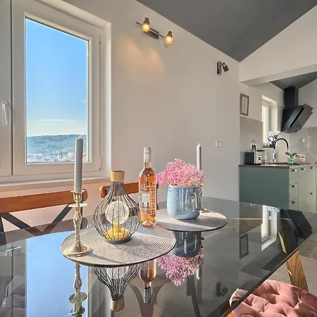 Aquamarin - Premium Seaview Slatine